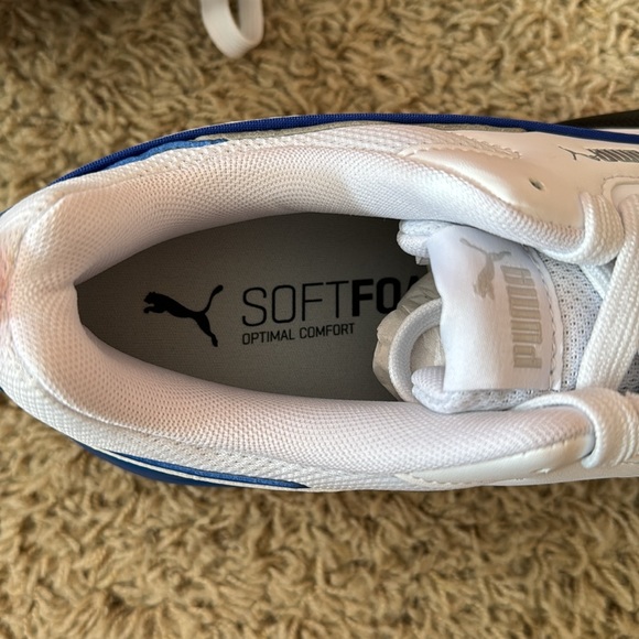 Puma SoftFoam X-ray 2 Square white, black, and blue shoes in 10.5 US. - Picture 4 of 5